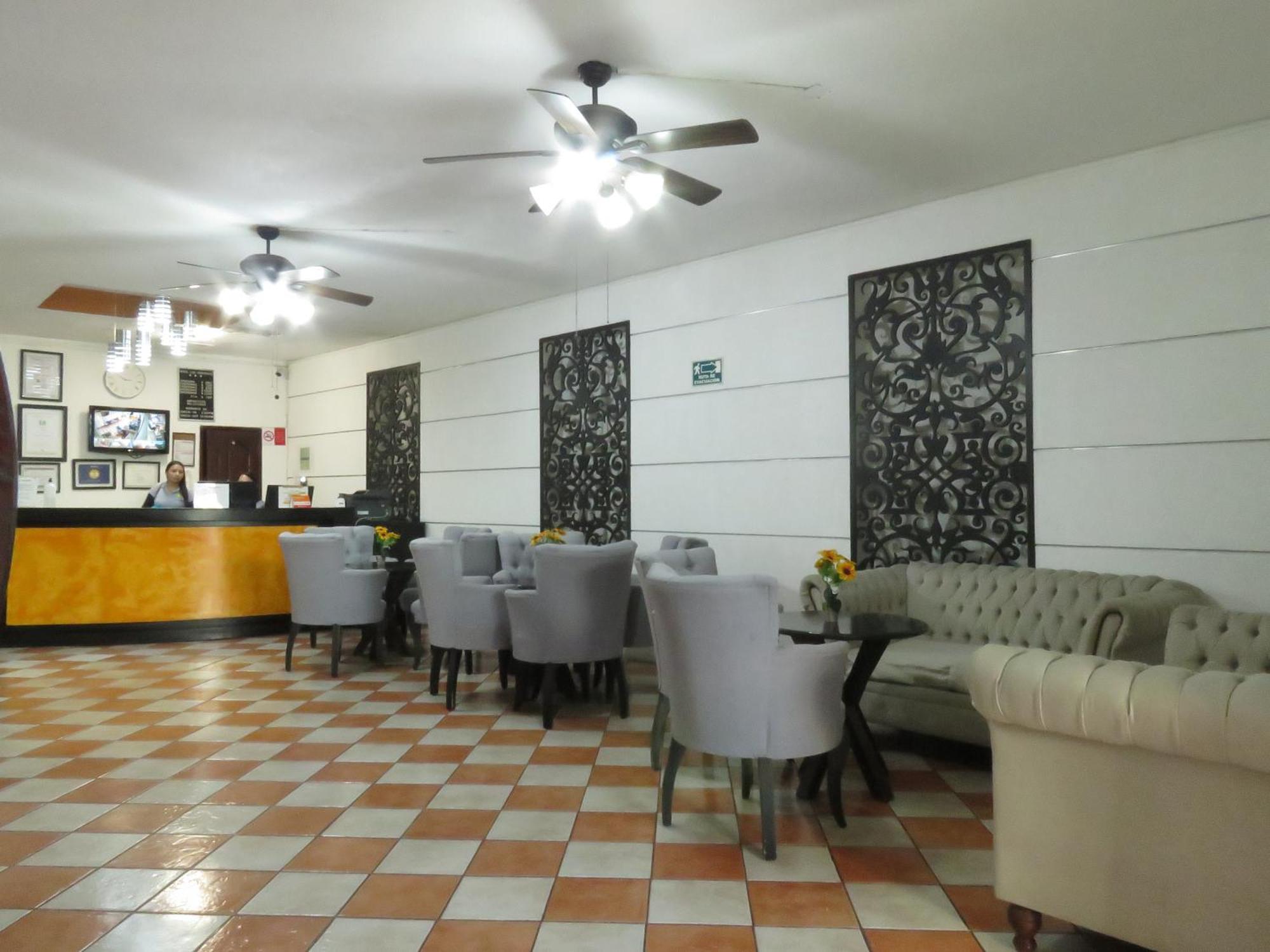 Hotel Los Girasoles Tepic Exterior photo